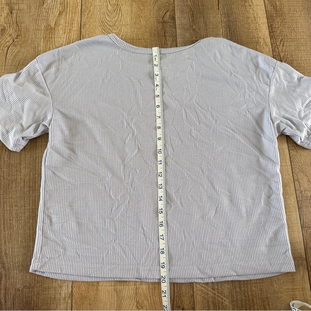 West Loop 2 piece short and shirt light blue set s/m - Picture 4 of 7